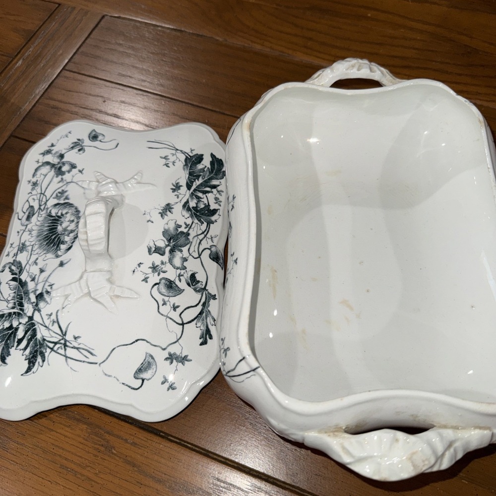 Turner's Tunstall England Antique Porcelain Tureen Blue White Vintage Server - Picture 12 of 14
